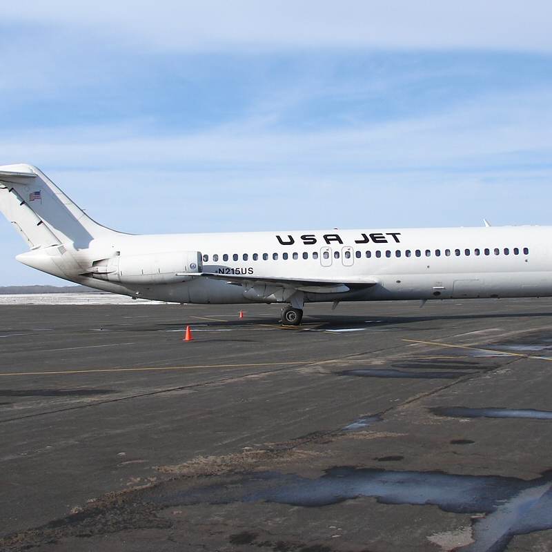 N215US - Douglas