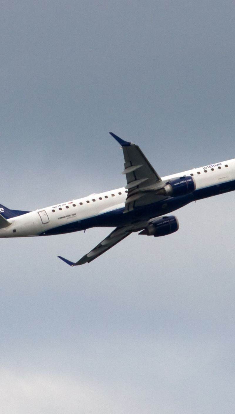 N216JB - Embraer