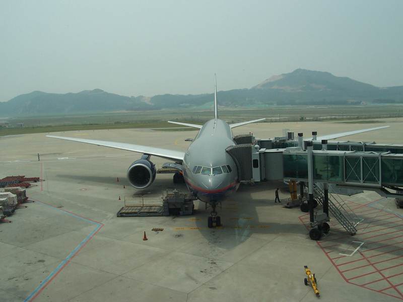 N216UA - Boeing