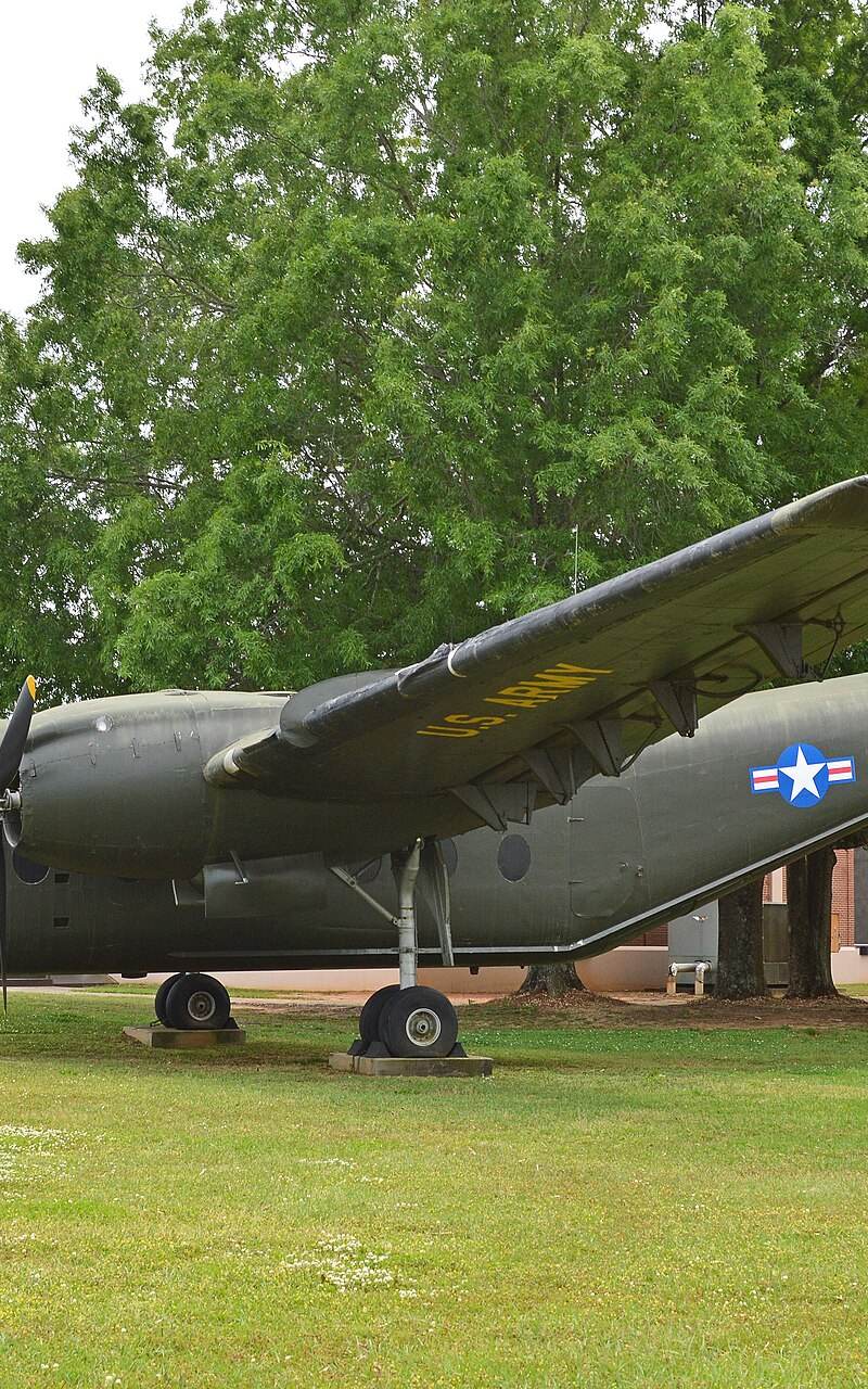  - Twin-engine aircraft