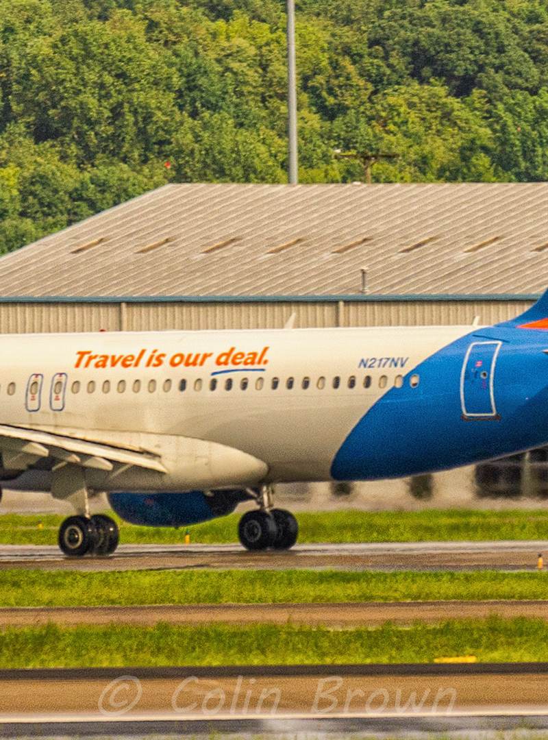 N217NV - Twin-engine aircraft