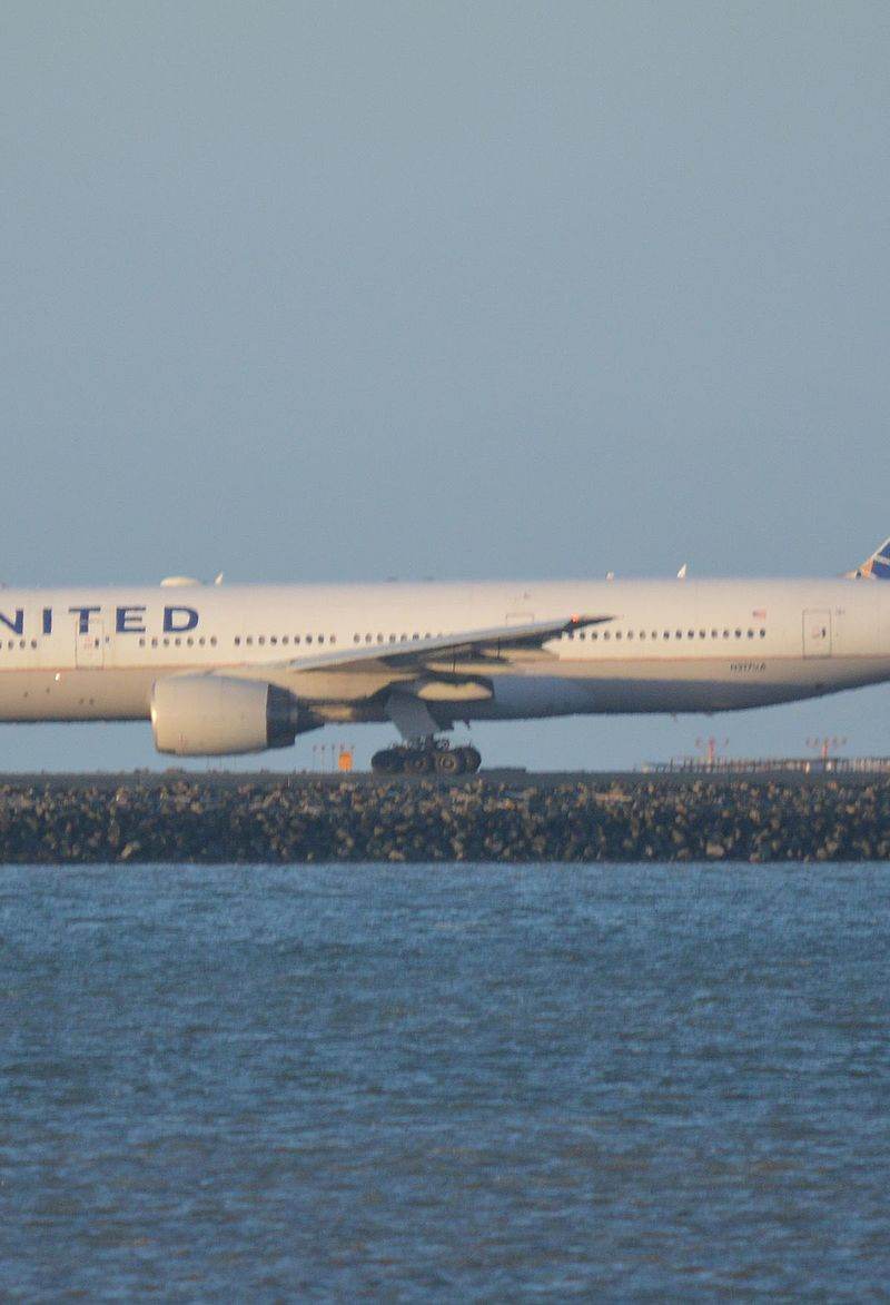 N217UA - Boeing