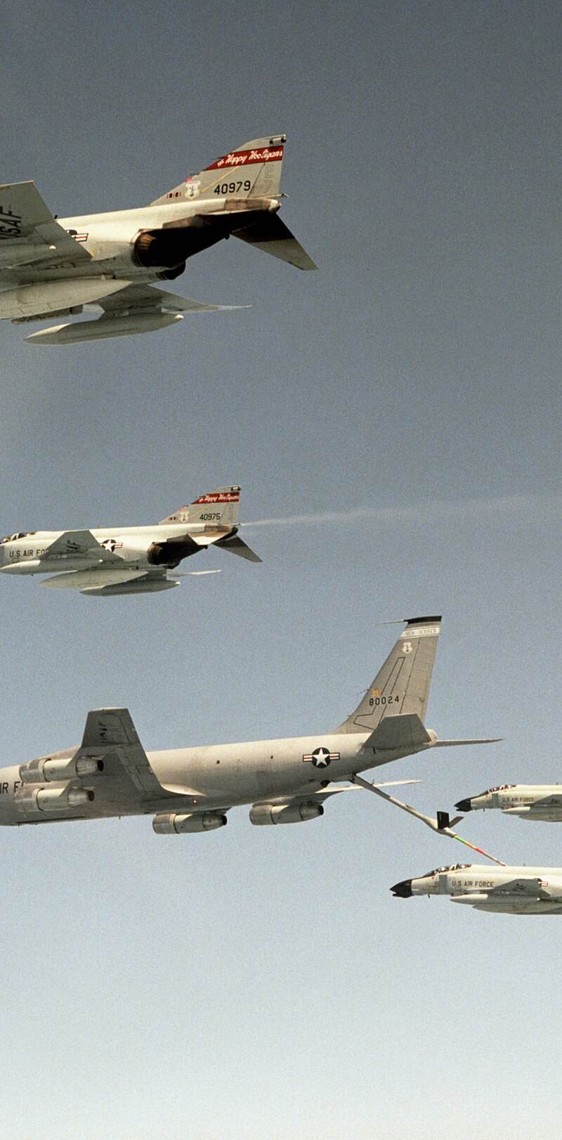  - Twin-engine aircraft