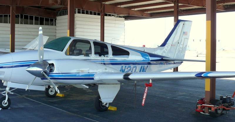 N20JW - Twin-engine aircraft