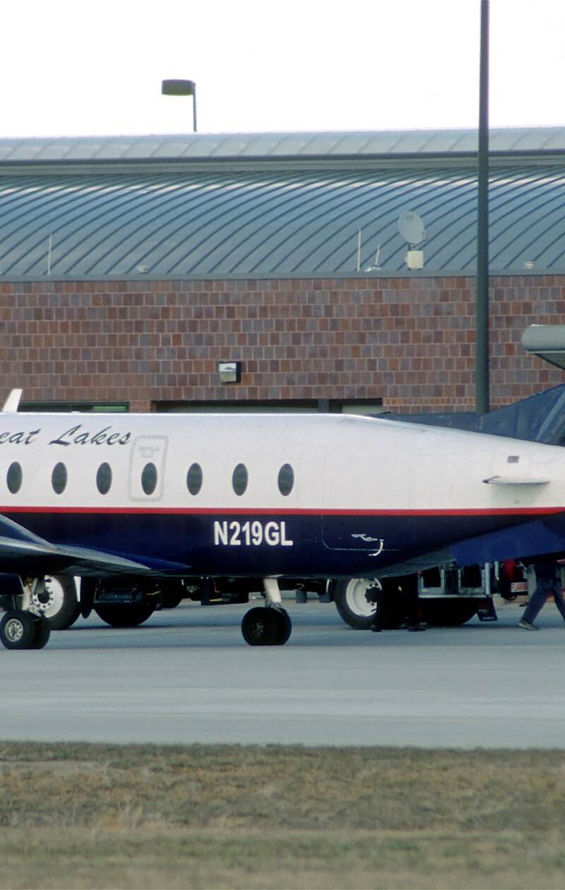 N219GL - Twin-engine aircraft