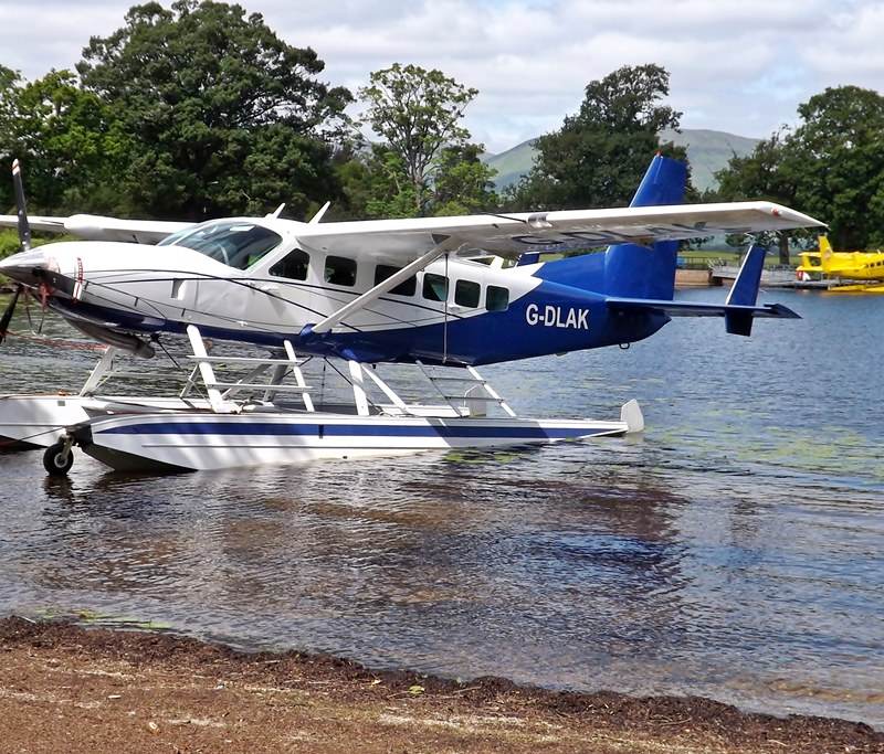 G-DLAK - Floatplane