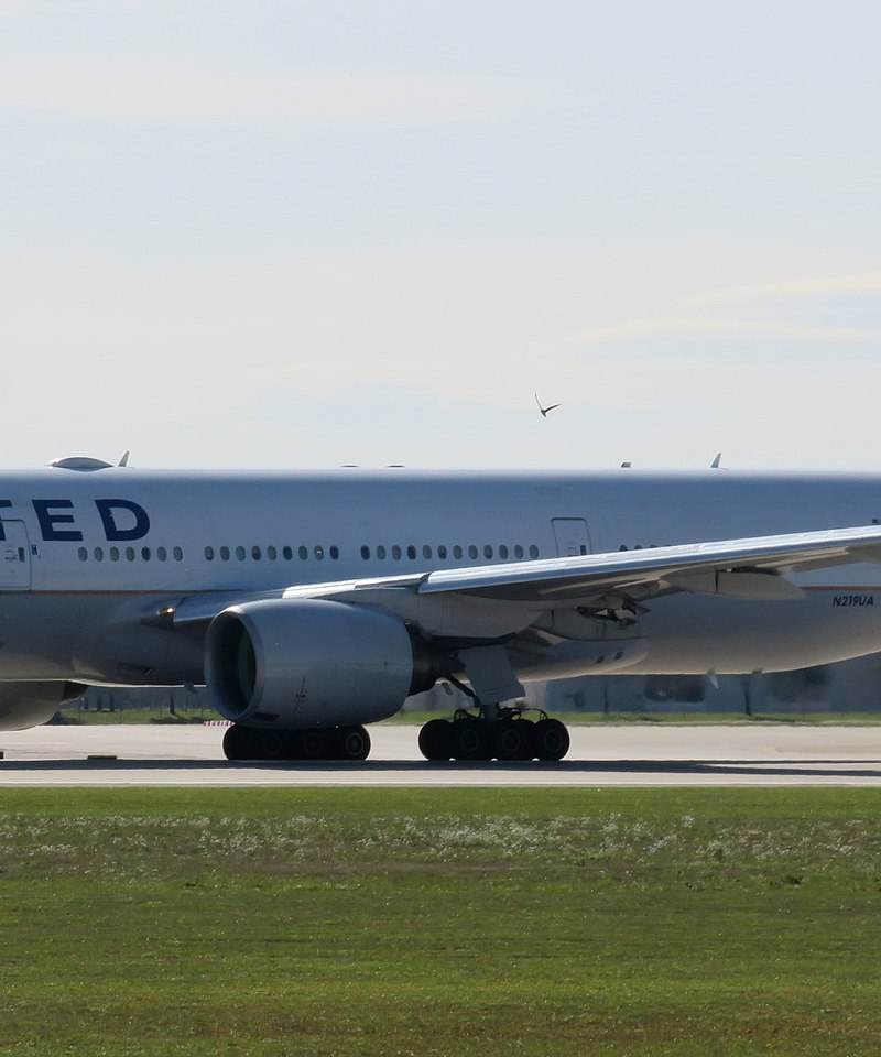 N219UA - Boeing