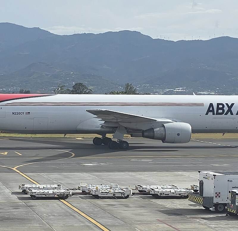 N220CY - Boeing