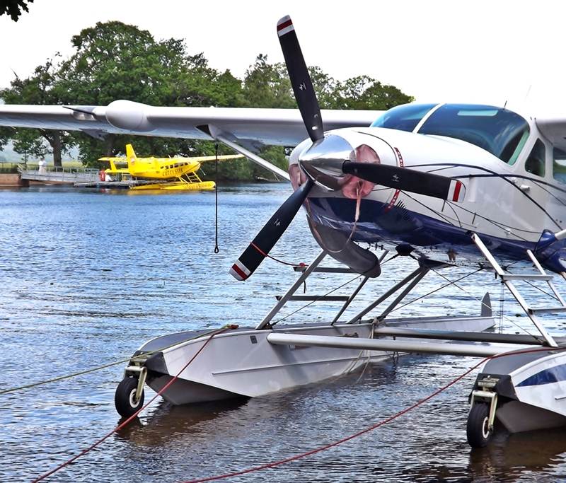 G-DLAK - Floatplane