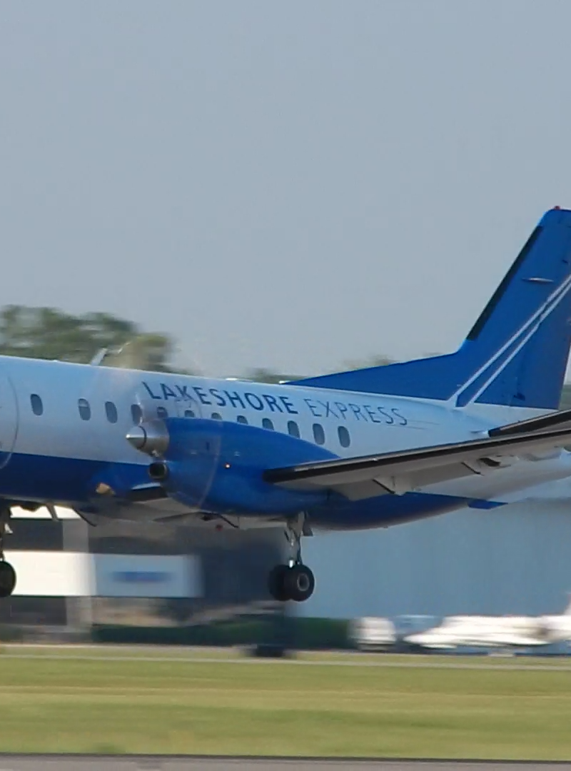 N220MJ - Twin-engine aircraft