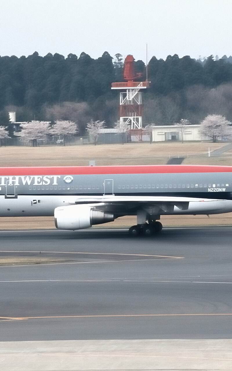 N220NW - Aircraft