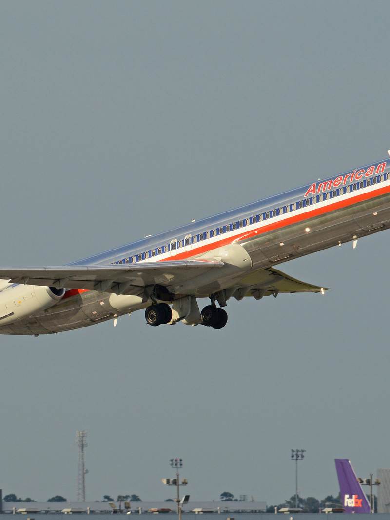 N970TW - Douglas