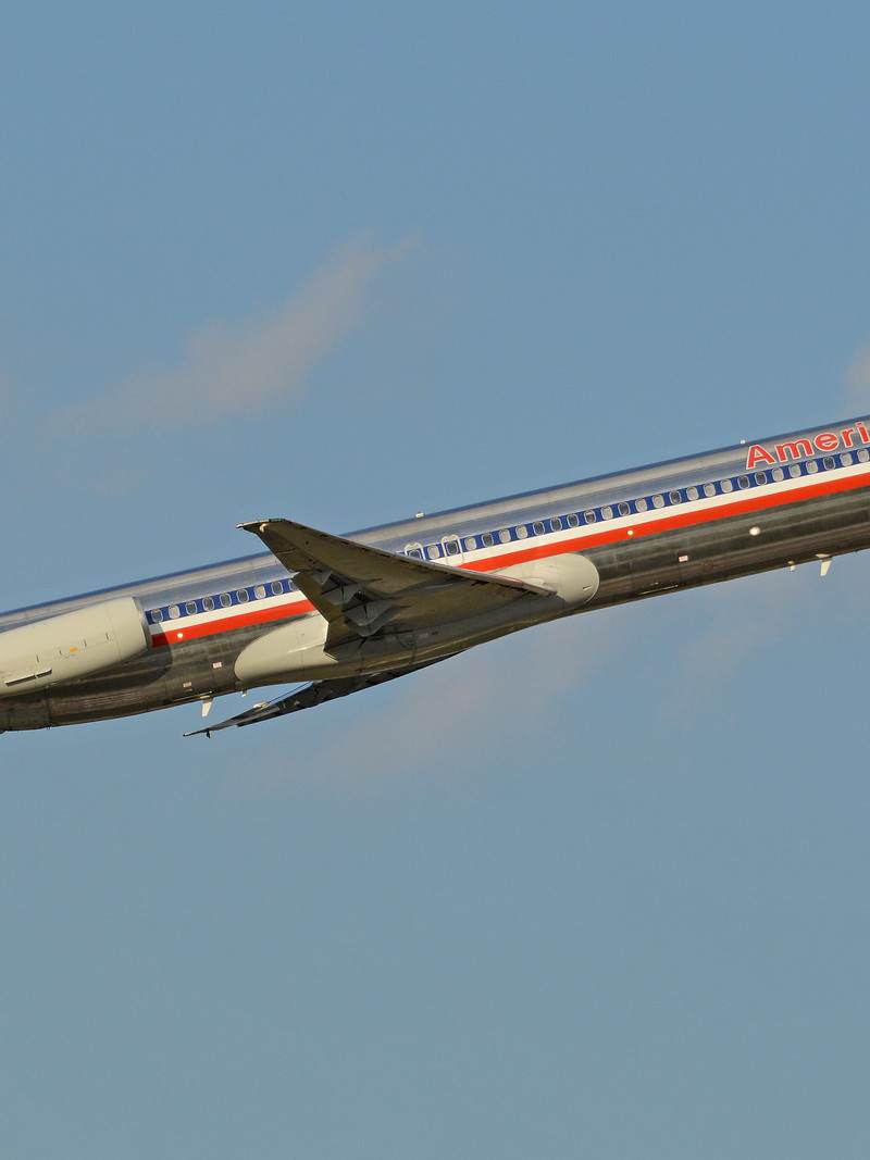 N970TW - Douglas