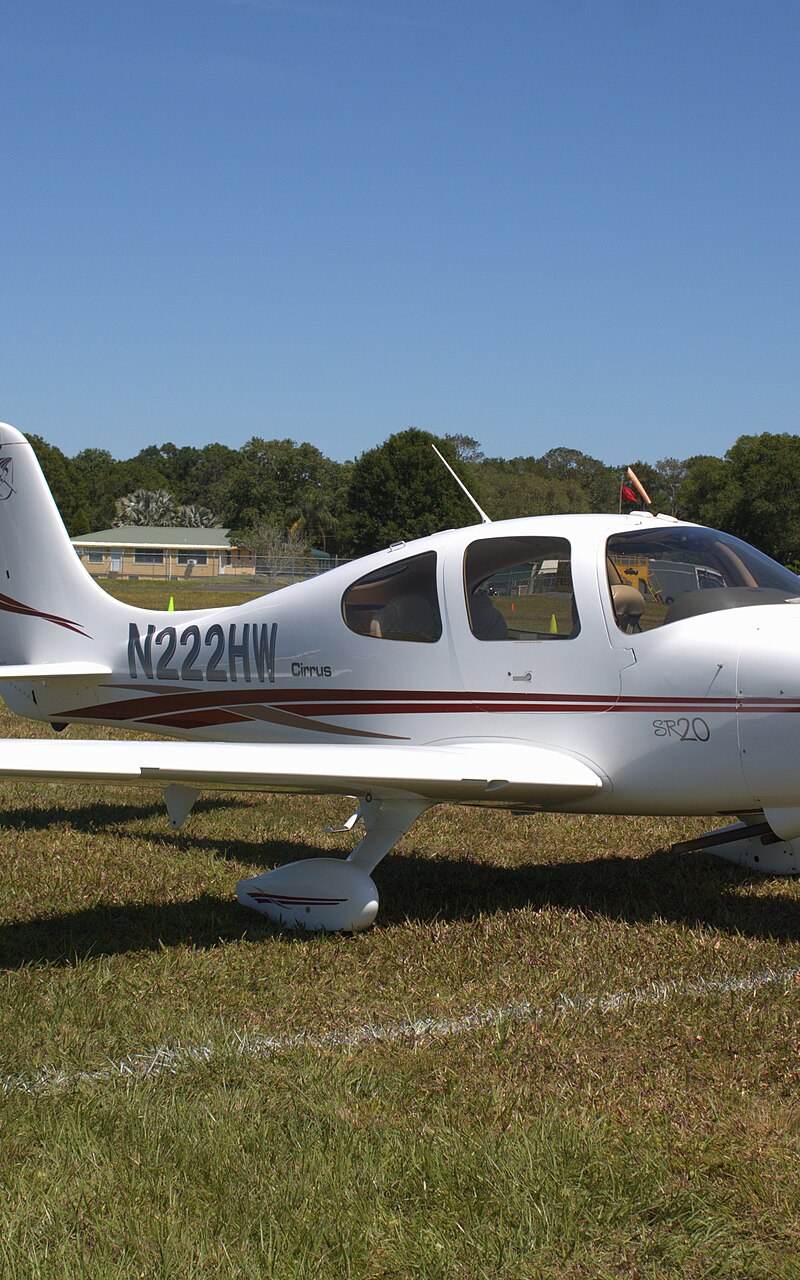 N222HW - Cirrus