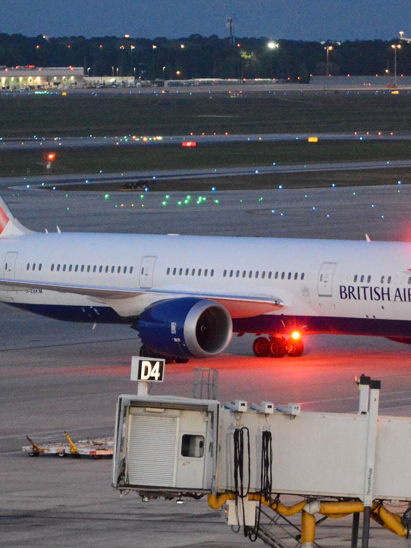 G-ZBKM - Boeing
