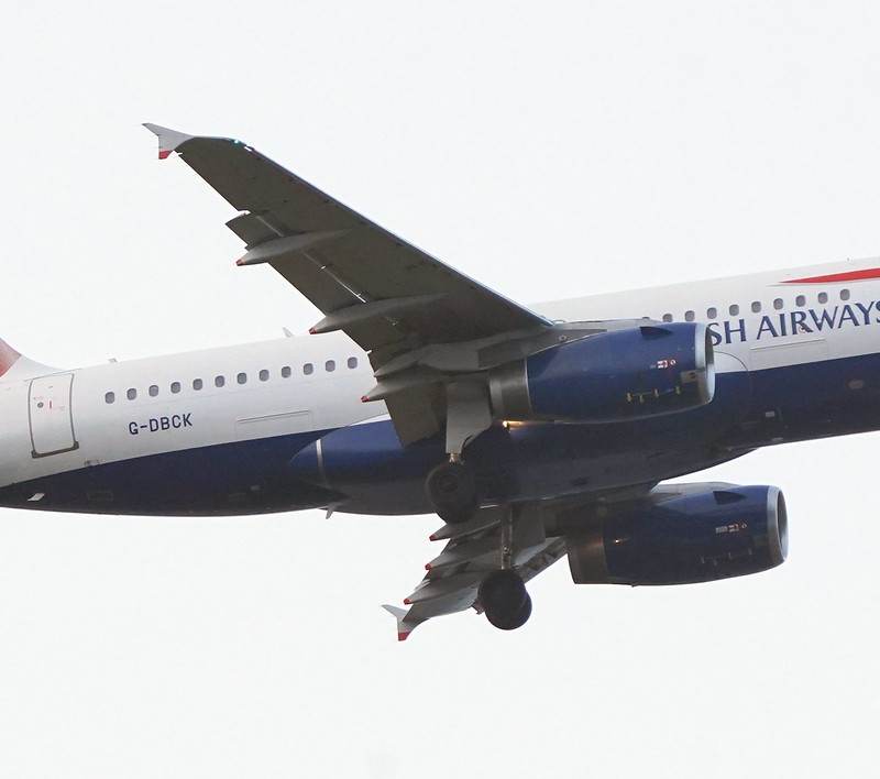 G-DBCK - Twin-engine aircraft