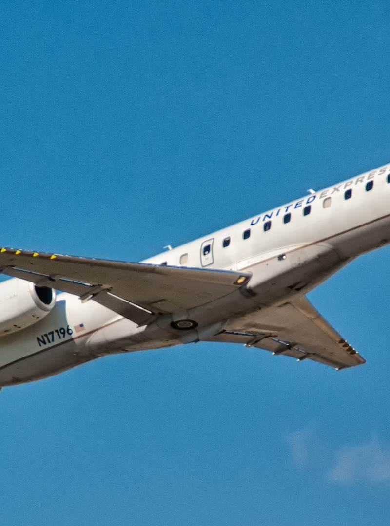 N17196 - Embraer