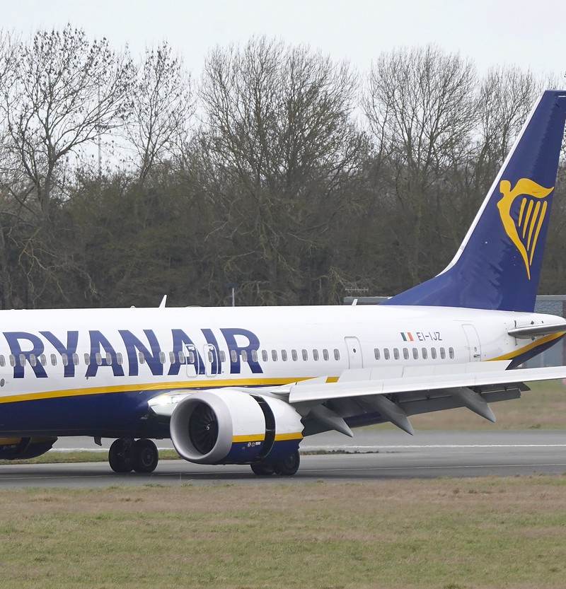 EI-IJZ - Aircraft