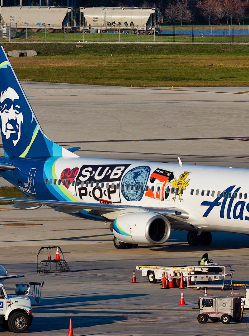 N587AS - Boeing