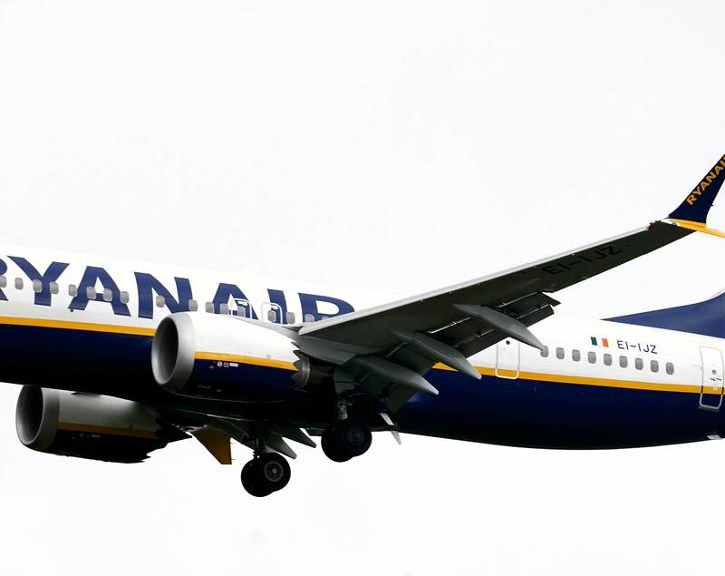 EI-IJZ - Boeing