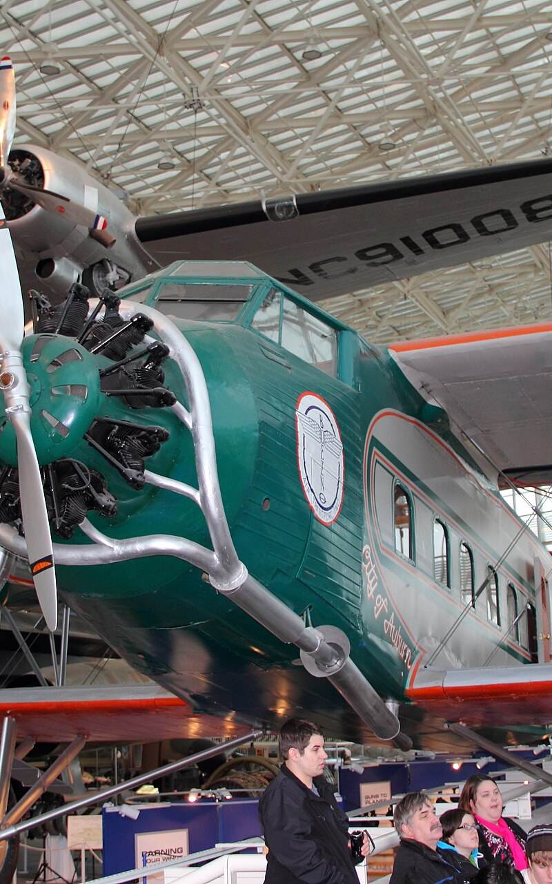  - Twin-engine aircraft