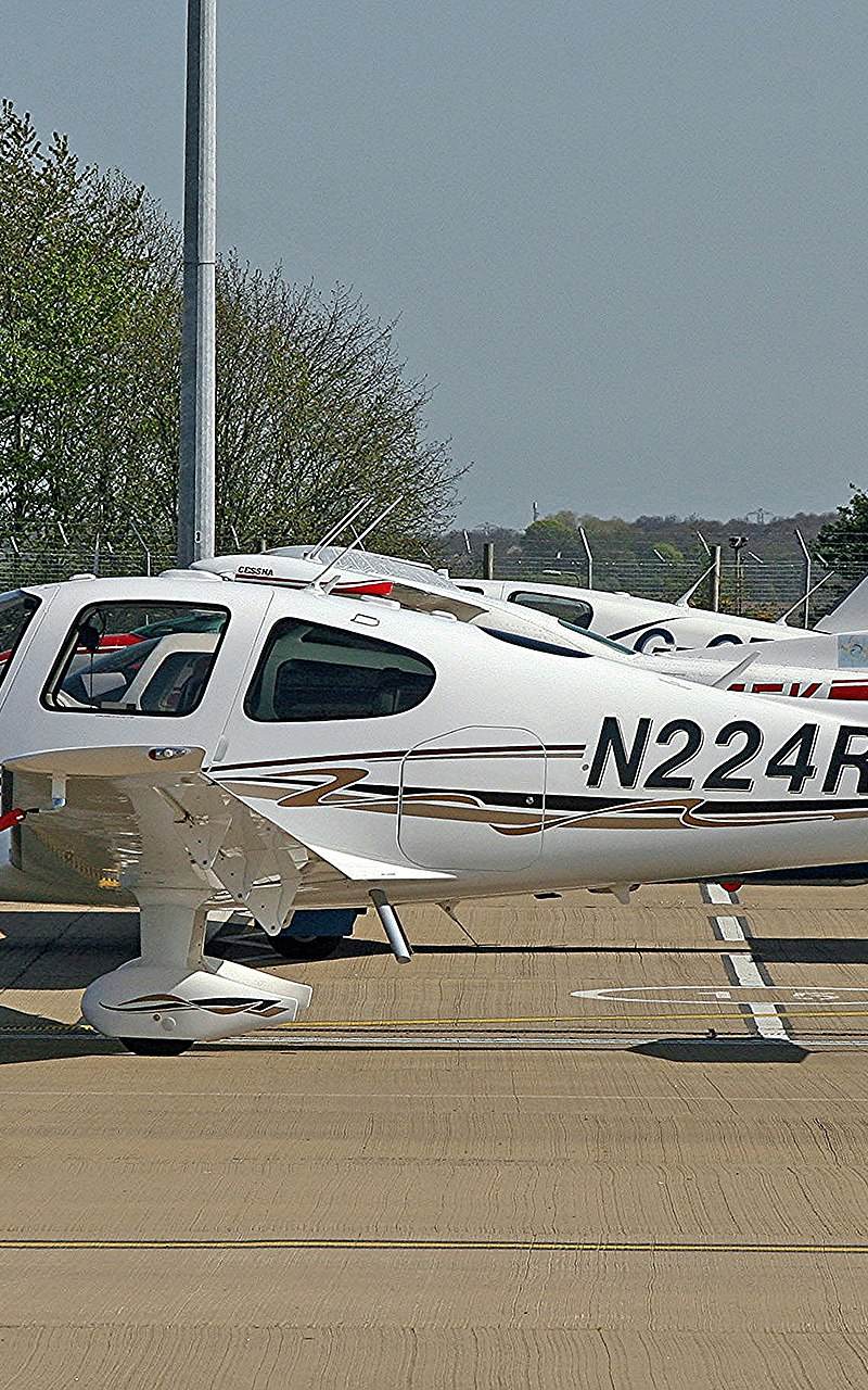N224RC - Cirrus