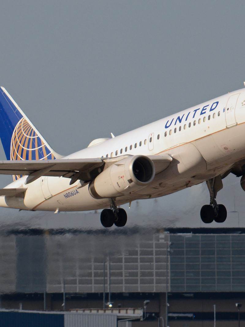 N806UA - Airbus