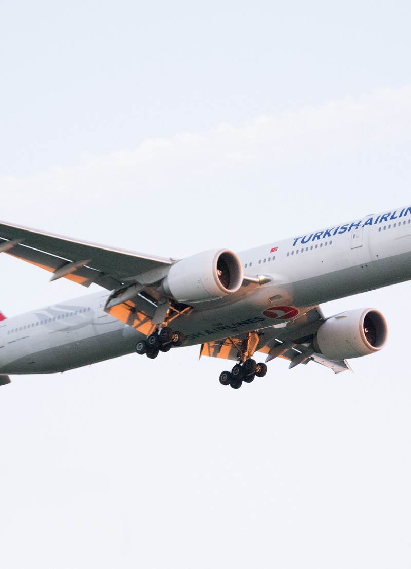 TC-JOB - Twin-engine aircraft