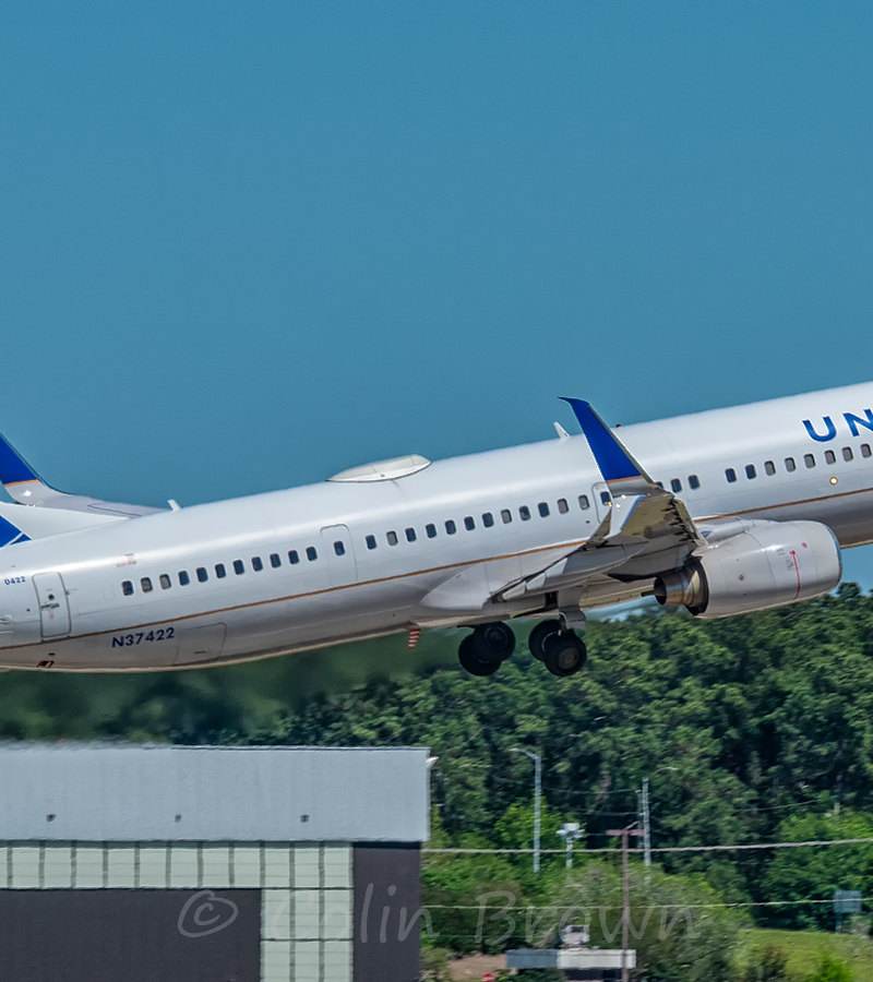 N37422 - Boeing