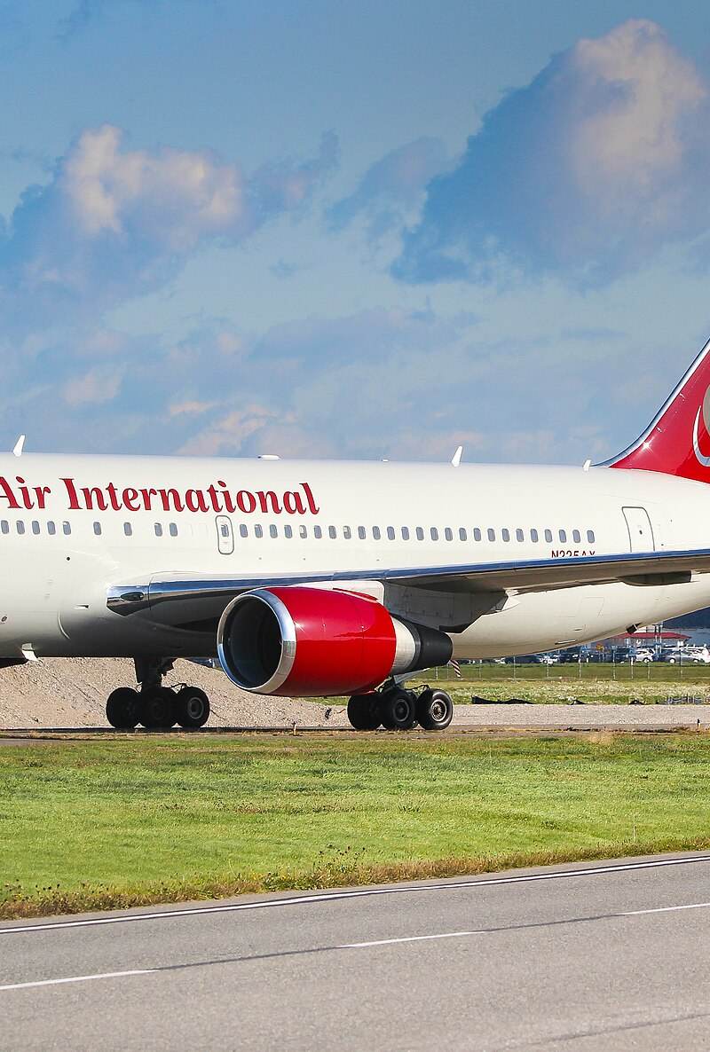 N225AX - Boeing