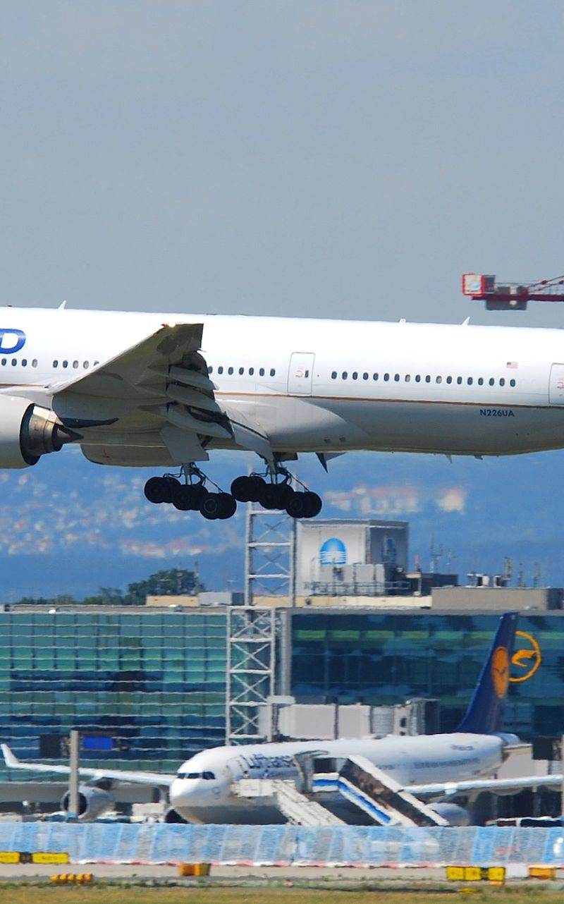 N226UA - Boeing