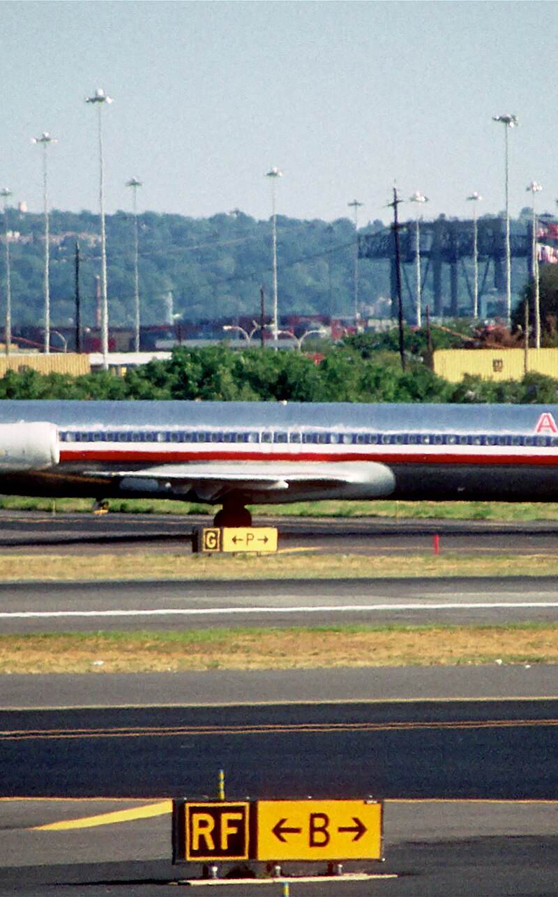 N227AA - Twin-engine aircraft
