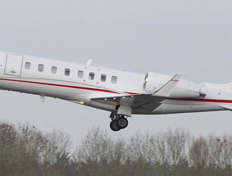 CN-TME - Business jet