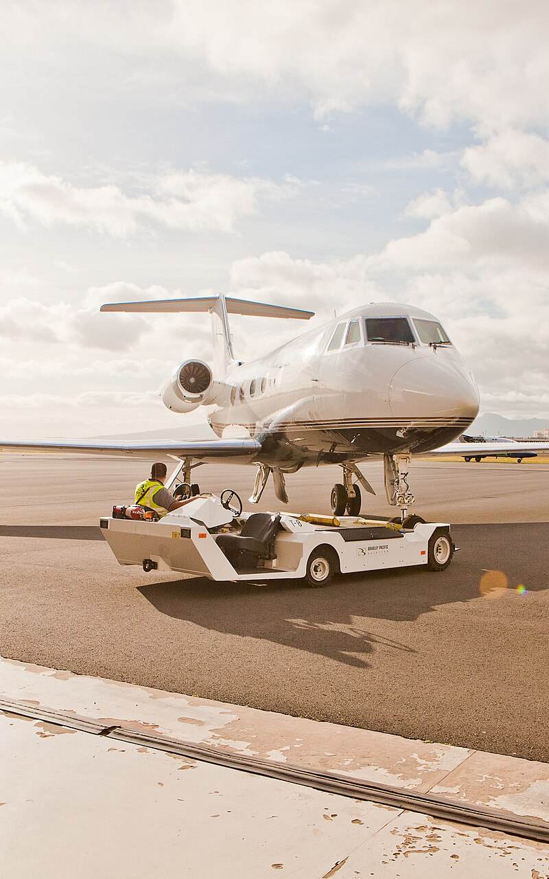 N227LA - Business jet