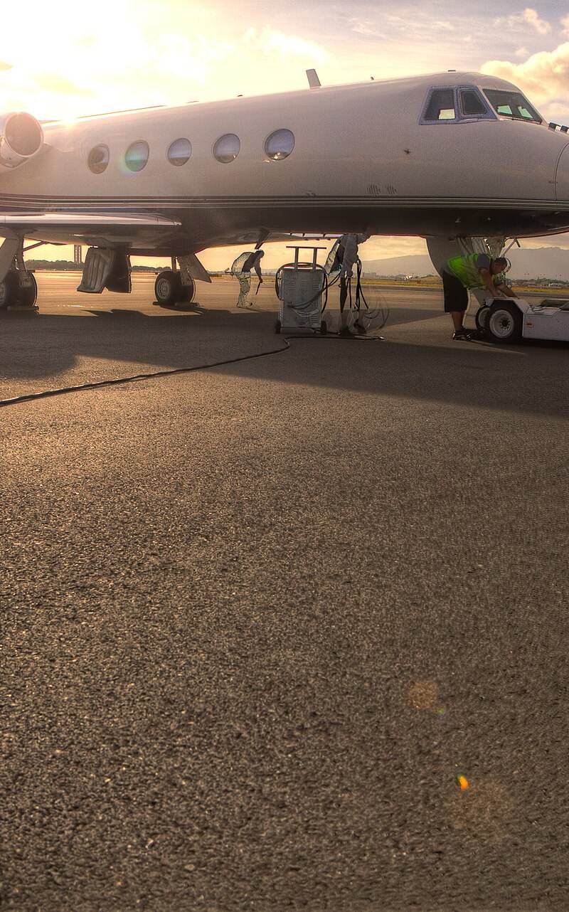 N227LA - Business jet