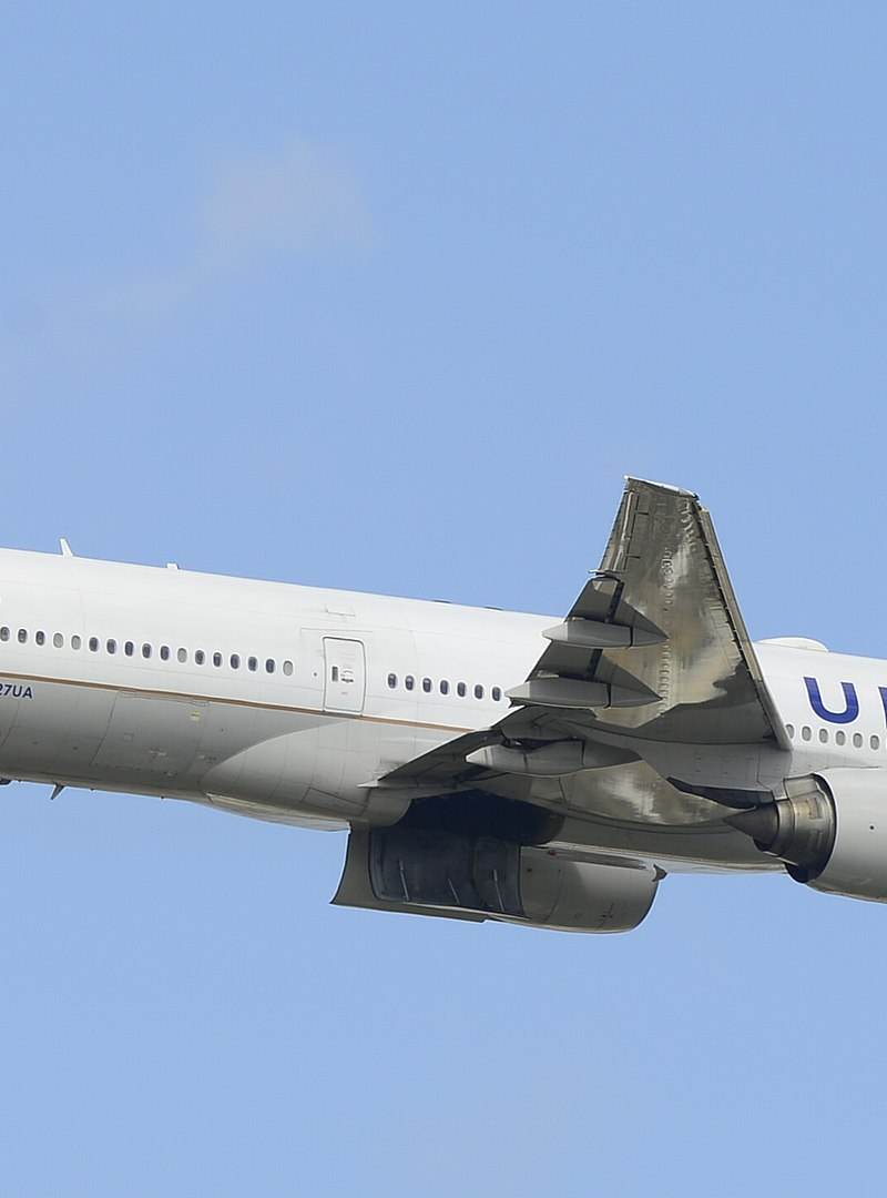 N227UA - Boeing