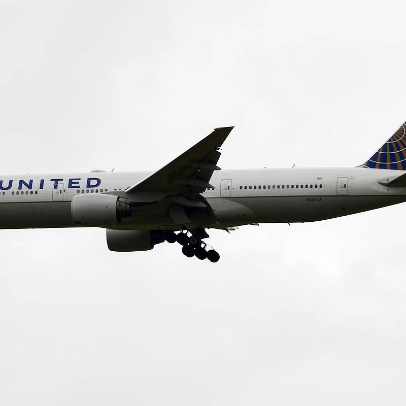 N227UA - Boeing