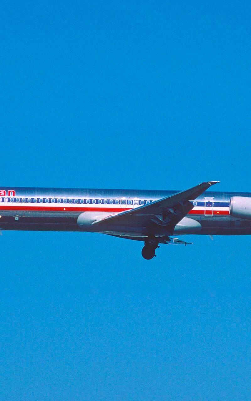 N228AA - Douglas