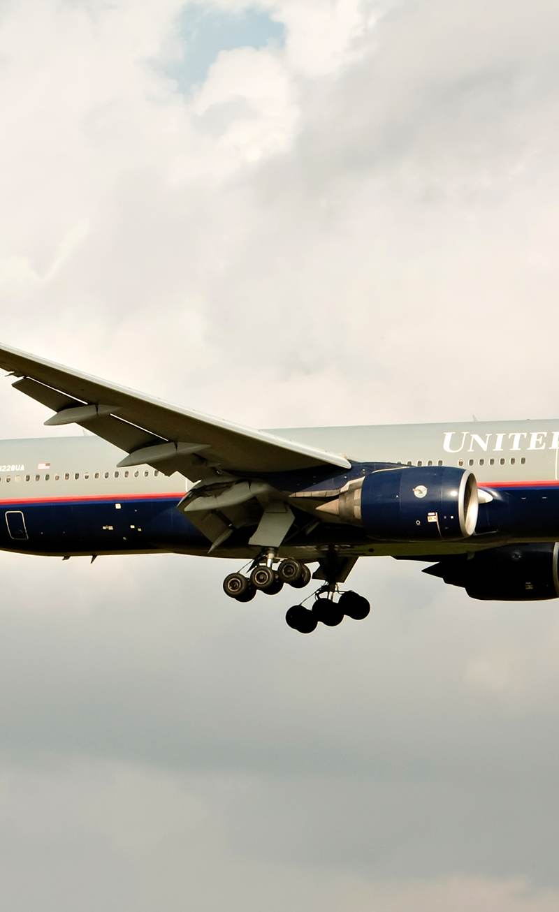N228UA - Boeing