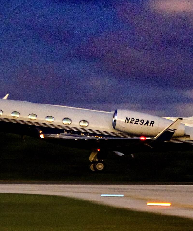 N229AR - Business jet