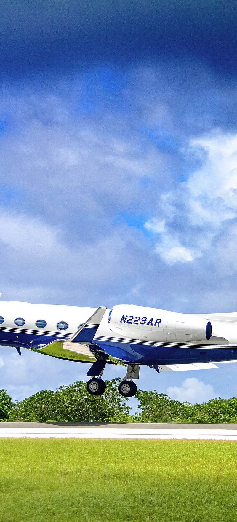 N229AR - Business jet