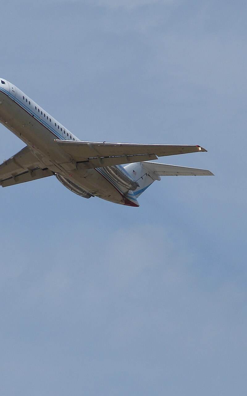 N229DE - Twin-engine aircraft