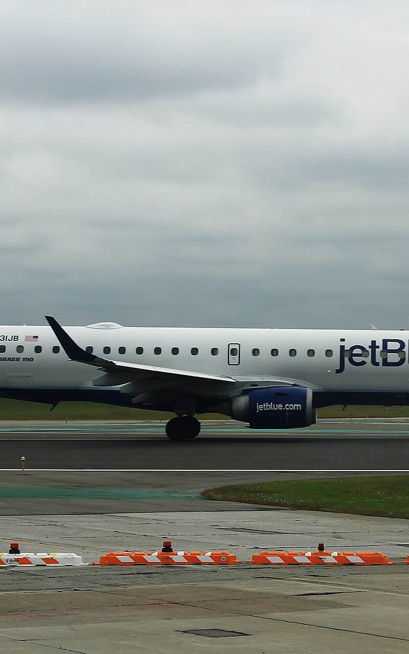 N231JB - Embraer