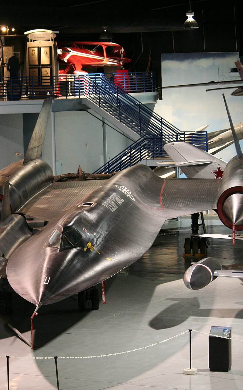 - Twin-engine aircraft