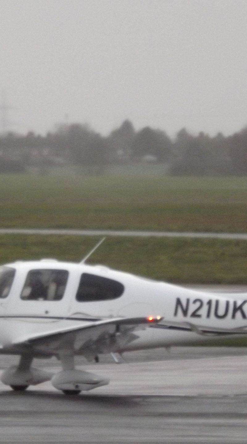 N21UK - Single-engine aircraft