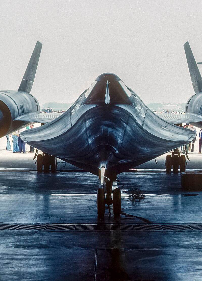  - Twin-engine aircraft