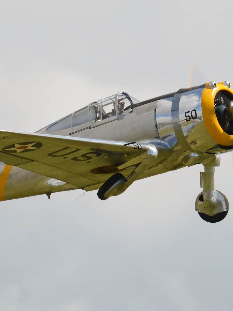 G-CIXJ - Warbird