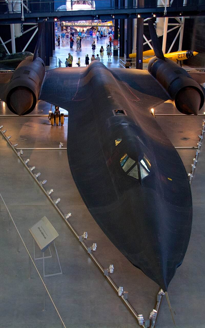  - Twin-engine aircraft