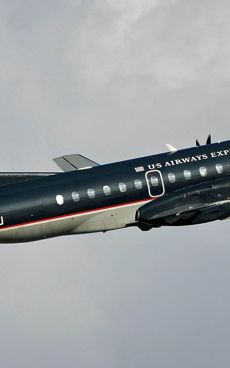 N237MJ - Twin-engine aircraft