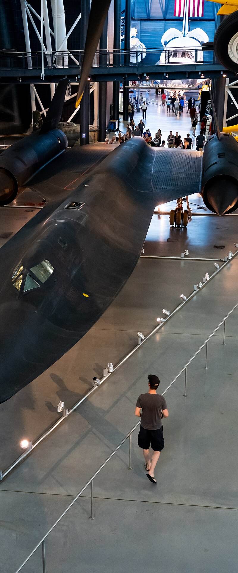  - Twin-engine aircraft
